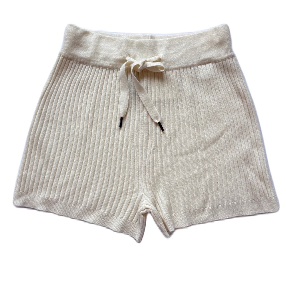 Naked Cashmere Shorts Size XS 100% Cashmere NWT Ivory